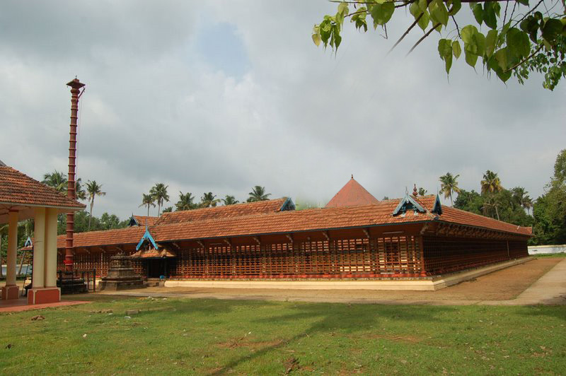 Temple photograph associated with Thirumoozhikkulam Lakshmana Perumal Temple