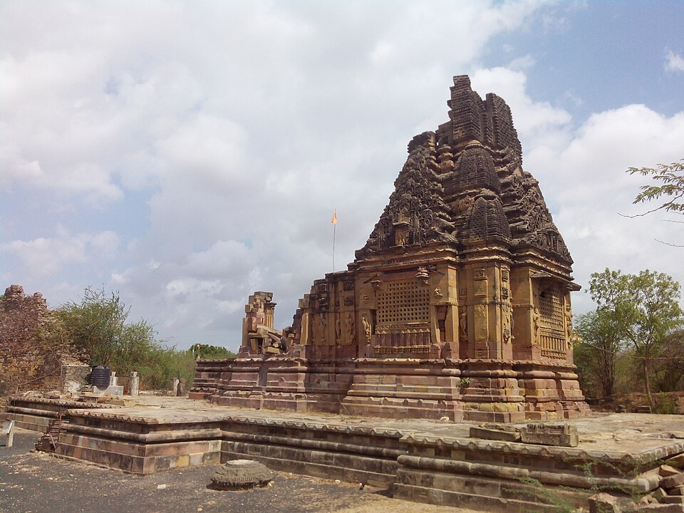 Temple photograph associated with Shiva temple, Kera