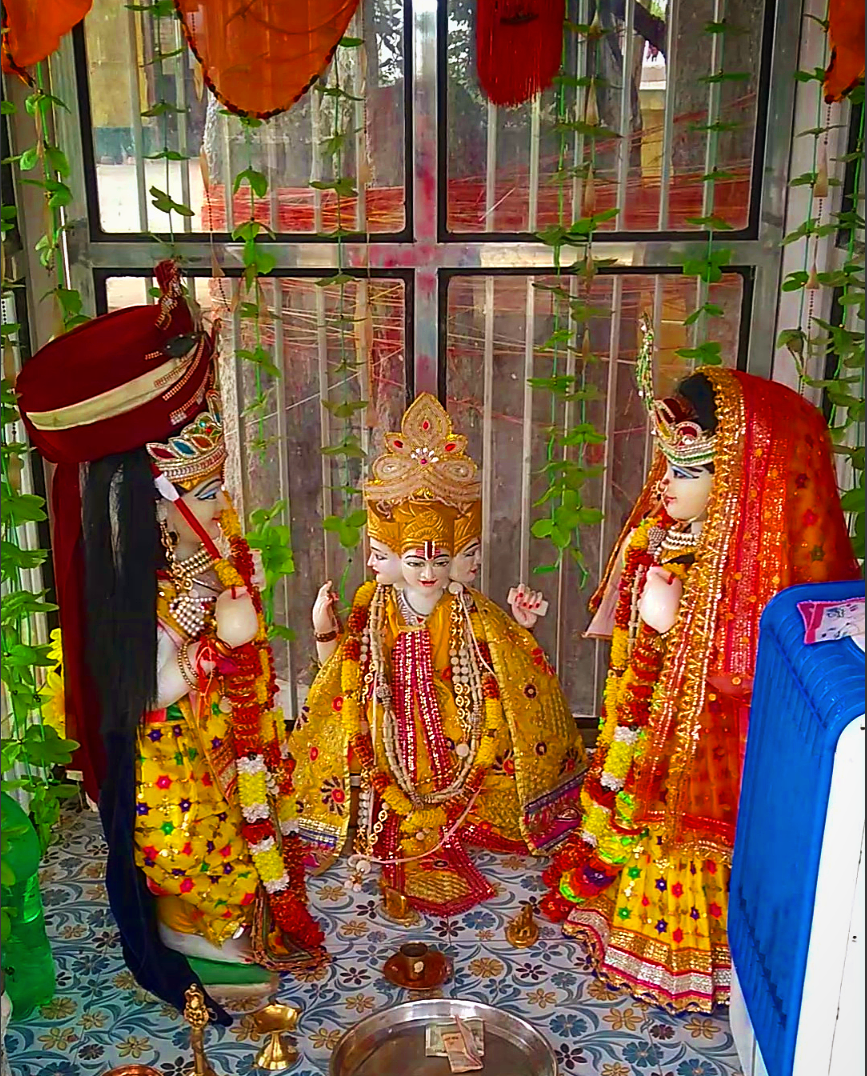 Temple photograph associated with Radha Krishna Vivah Sthali, Bhandirvan