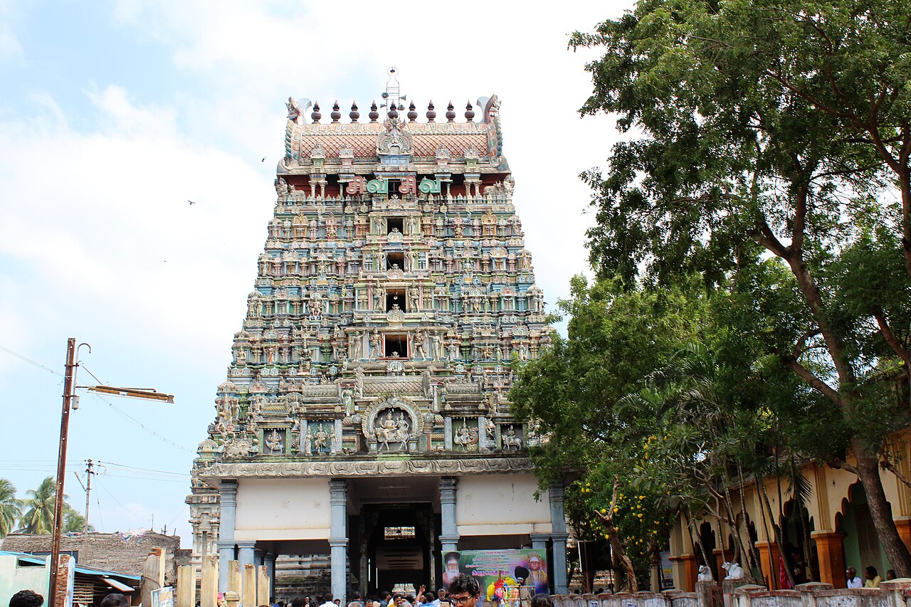Gopuram entrance of Amritaghateswarar-Abirami Temple at Thirukkadaiyur
